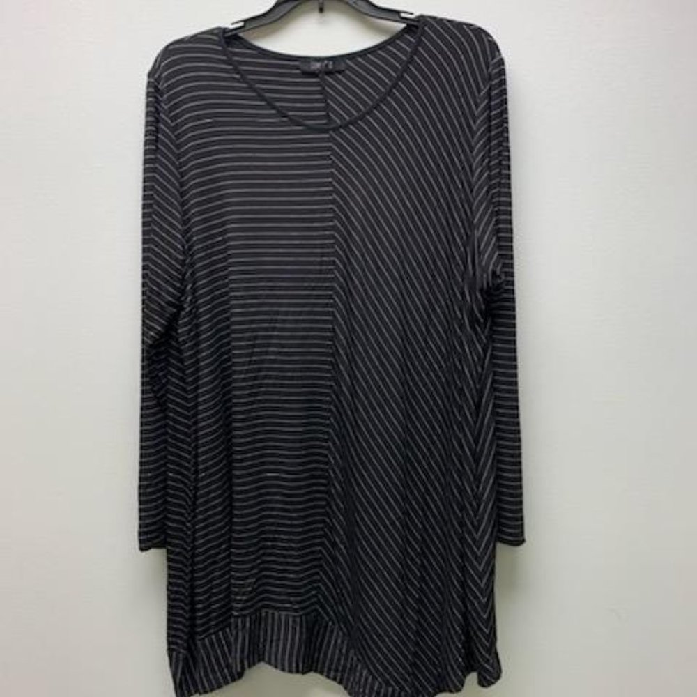 Comfy USA Diamond Side Black White Striped Stretch Tunic Top Dress